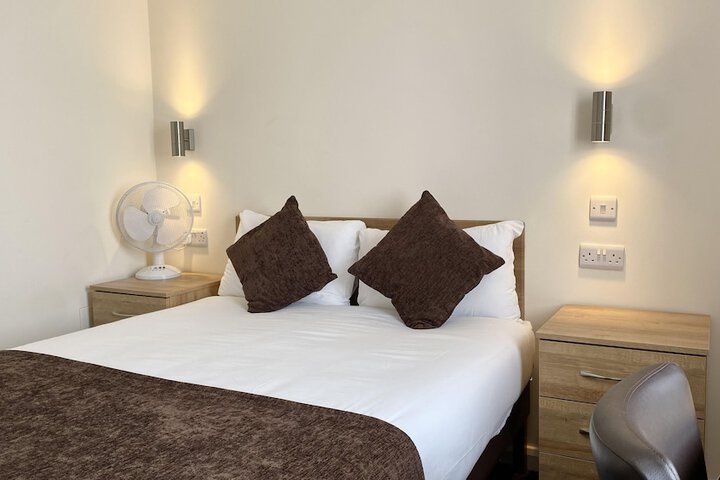 Room 9 of 57