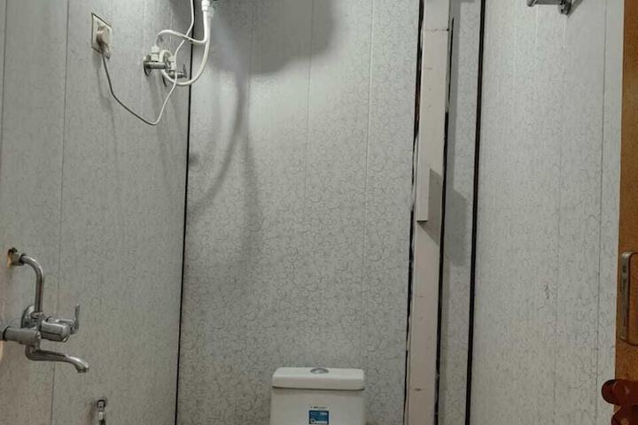 Room 16 of 31