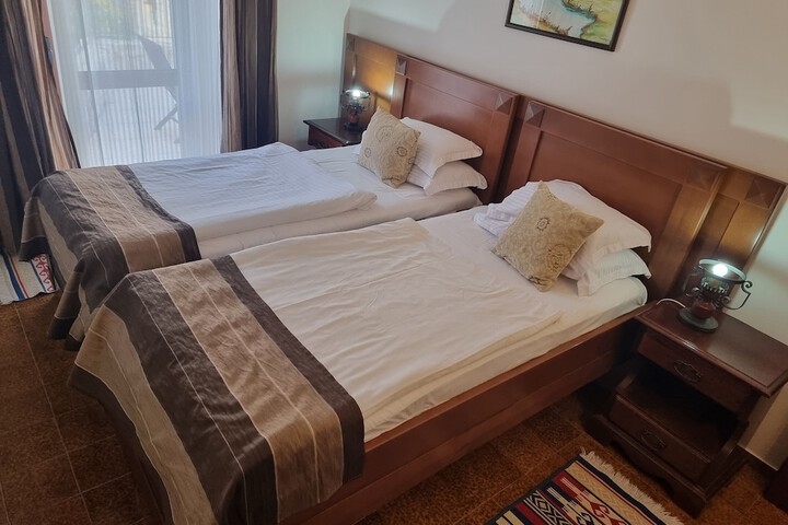 Room 21 of 263