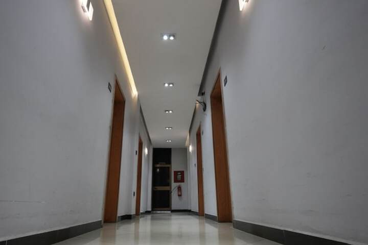 Ballroom/Hall 146 of 173