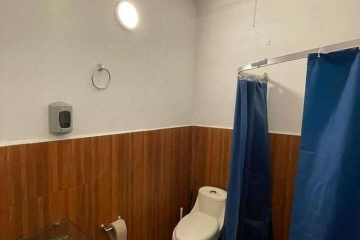 Room 3 of 51