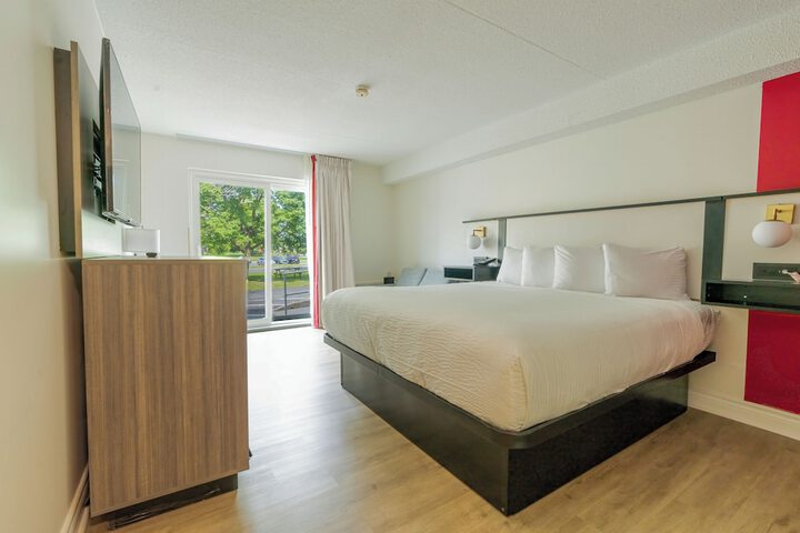 Room 5 of 29