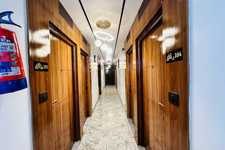 Hotel Interior 4 of 19