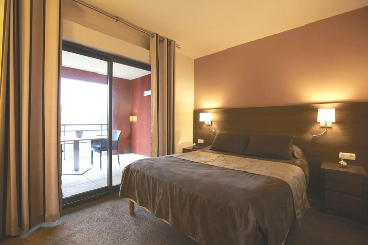 Room 3 of 17