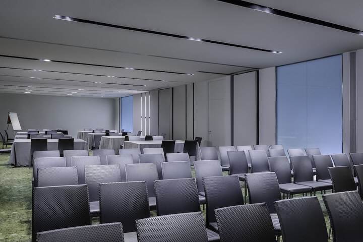 Meeting 52 of 61