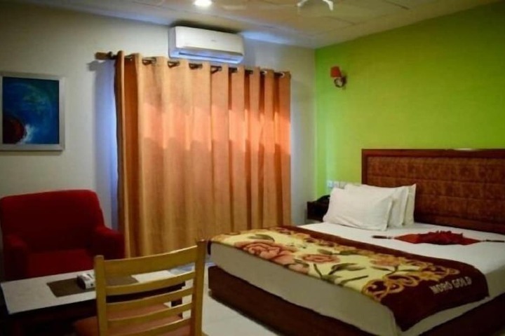 Room 17 of 23