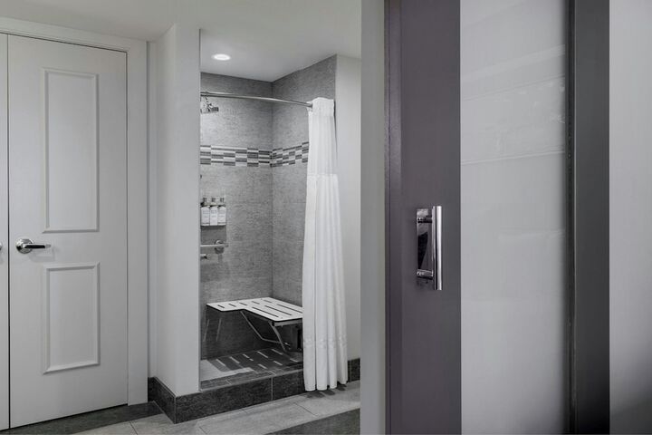 Room 55 of 109