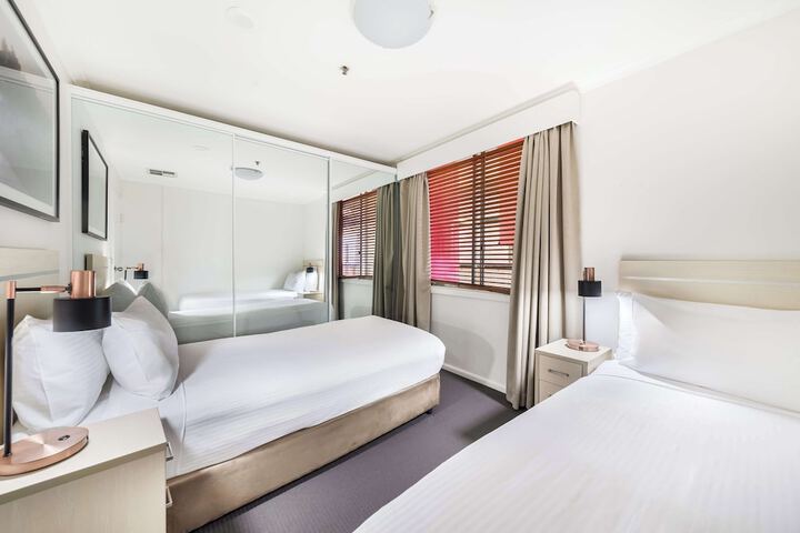 Room 82 of 190