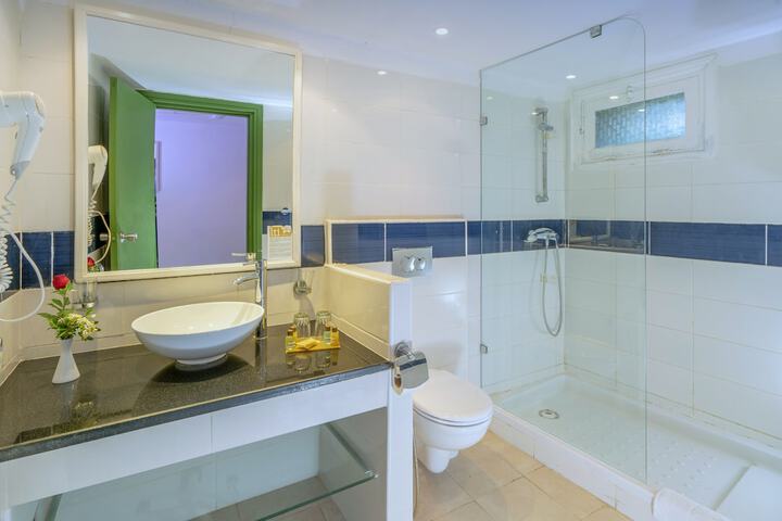 Bathroom Interior Photo