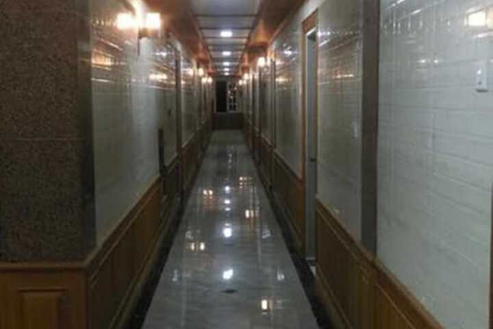 Ballroom/Hall 15 of 18