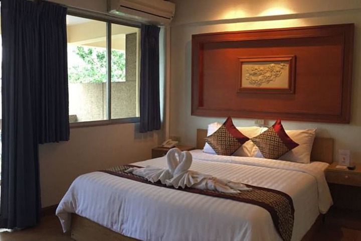 Room 3 of 59