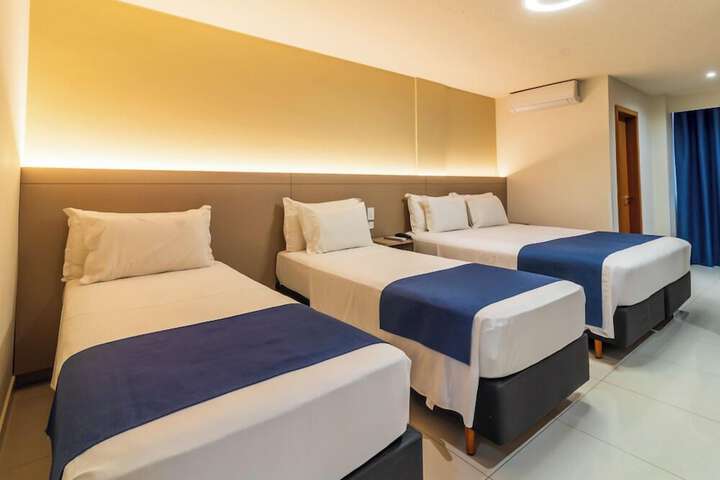 Room 54 of 102