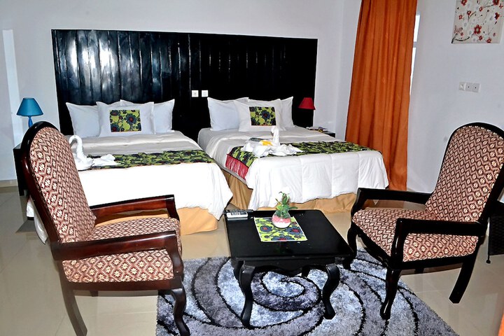 Room 16 of 46