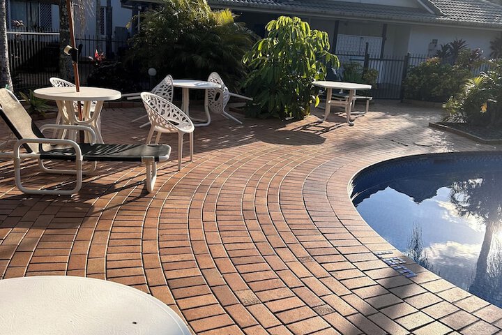 Pool 66 of 73