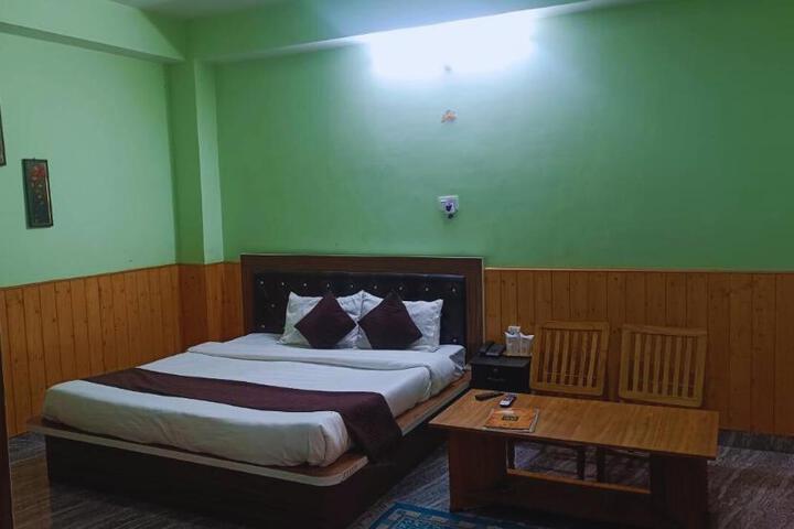 Hotel River View