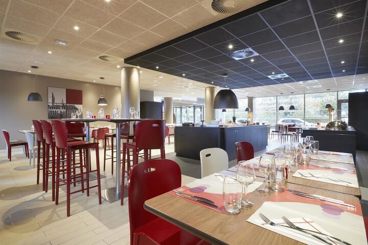 Dining Photos