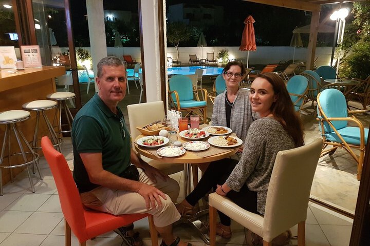 Dining 98 of 157