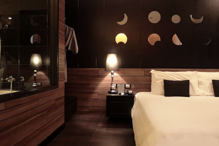 Room 25 of 89