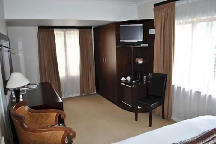 Room 25 of 109