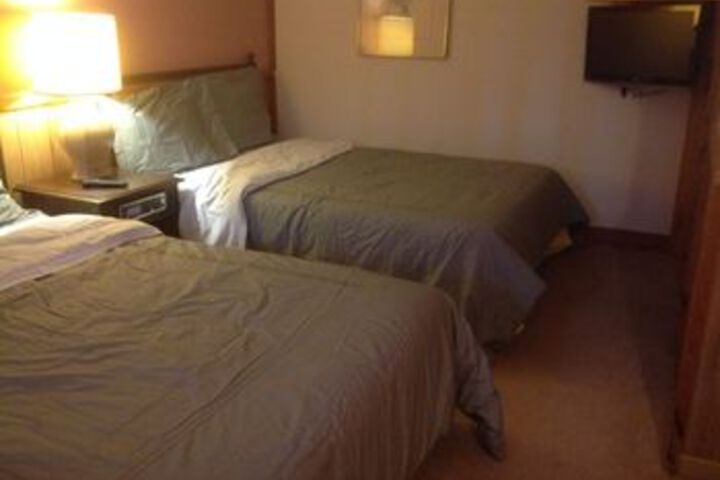 Room 6 of 23