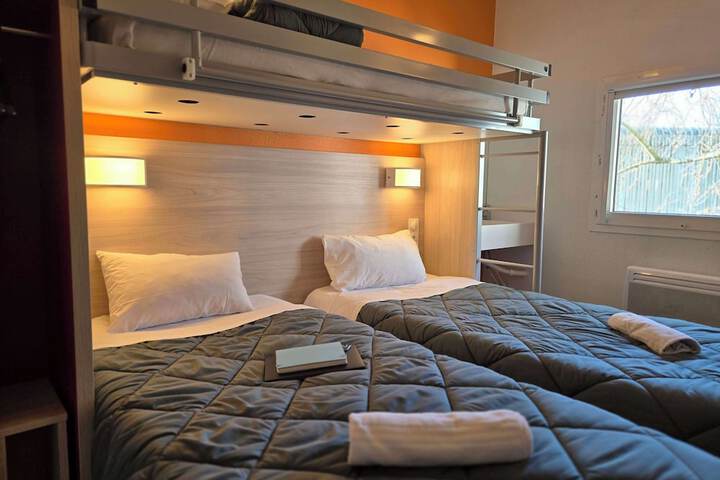 Room 13 of 51