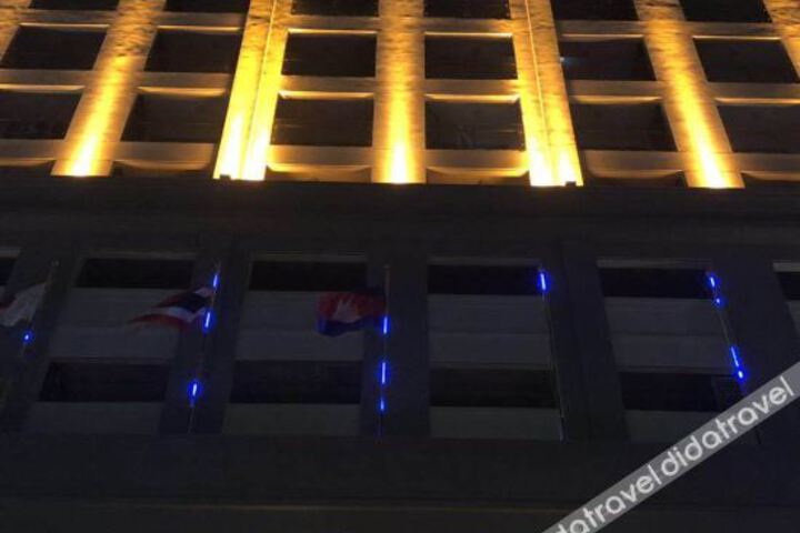 D.I.Riviera International Hotel