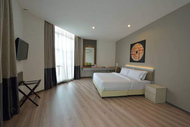 Room 9 of 78