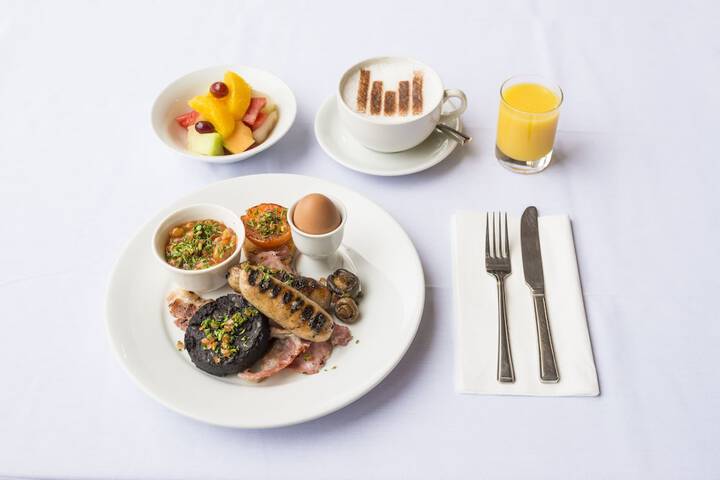 Breakfast meal