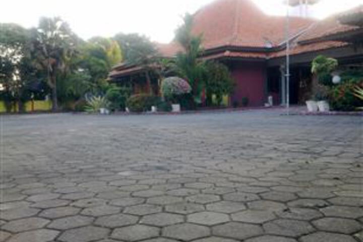 Graha Wisata Hotel