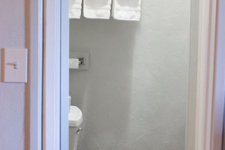 Room 21 of 43