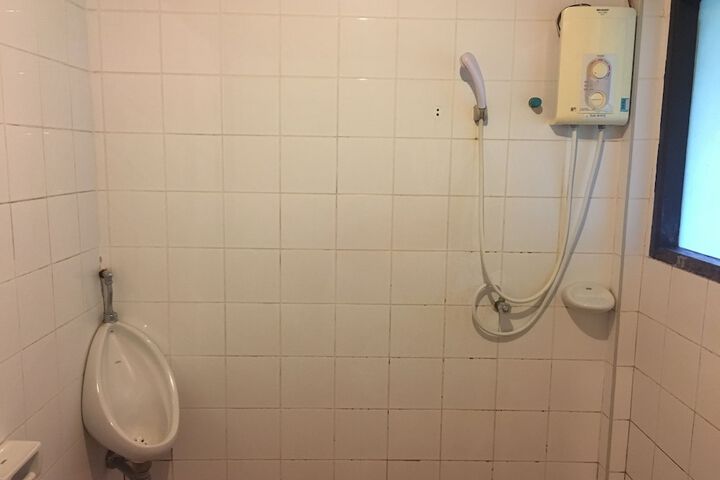 Room 14 of 43