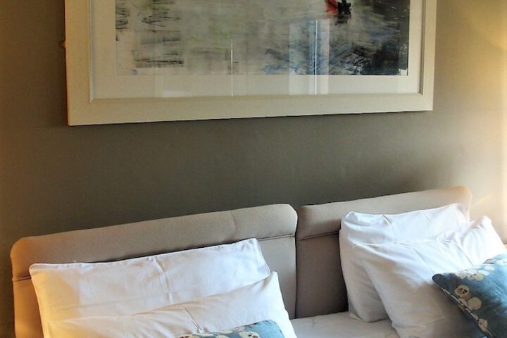 Room 5 of 36