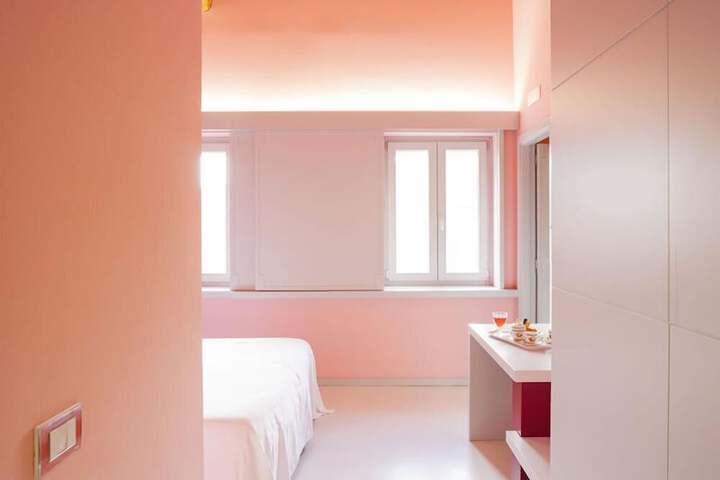 Room 20 of 33