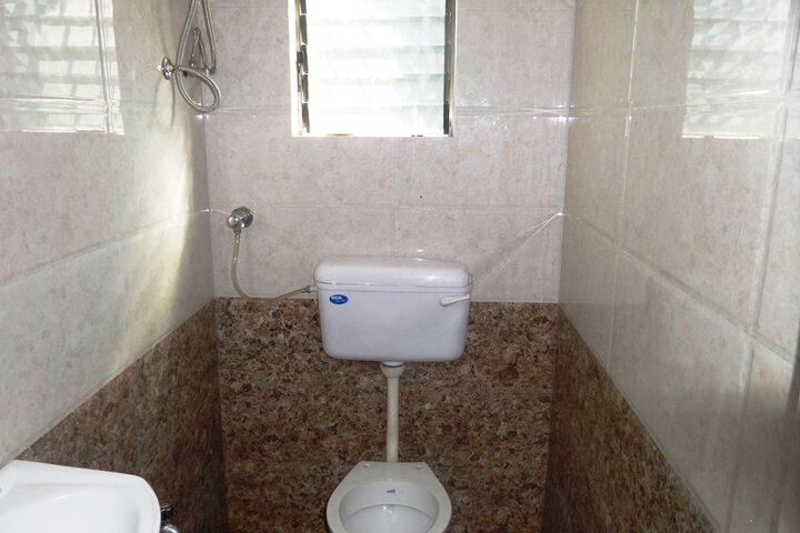 Room 15 of 18