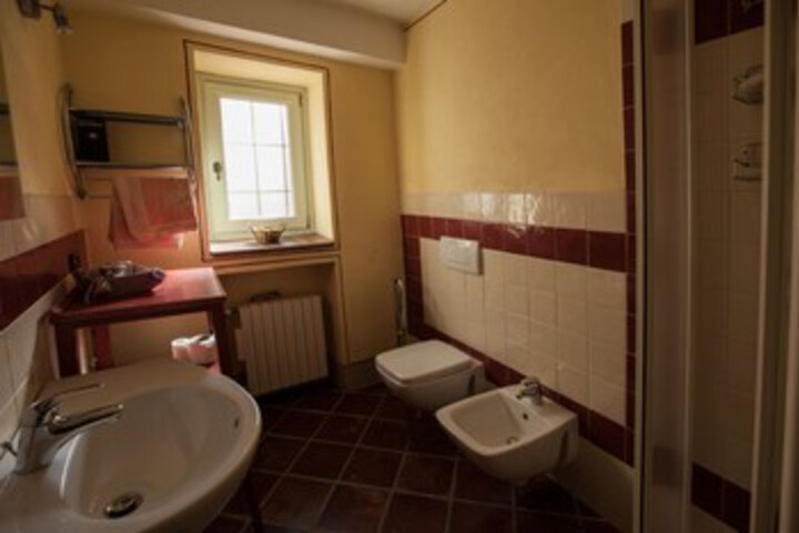Room 2 of 15