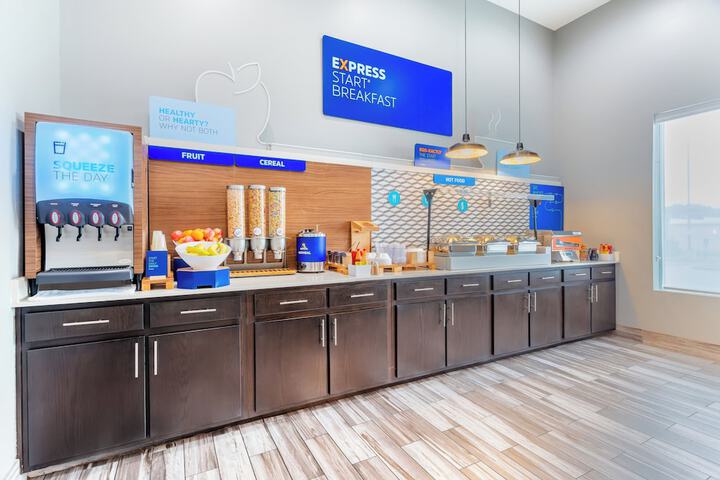 Breakfast/Coffee Service 40 of 57