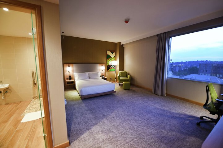 Room 11 of 49