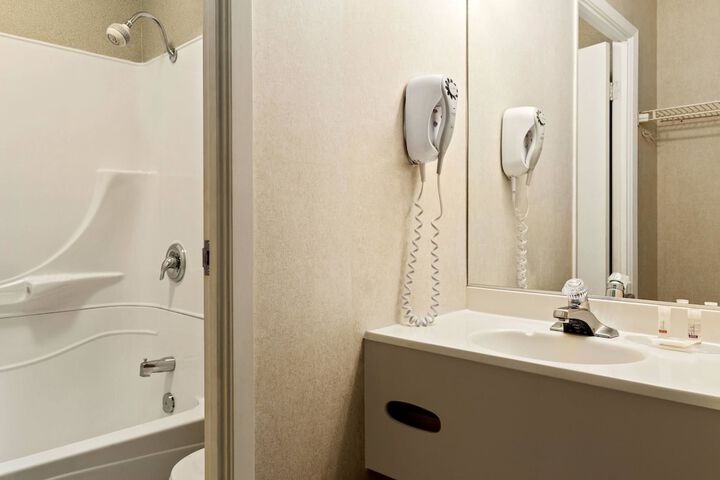 Clean Restrooms