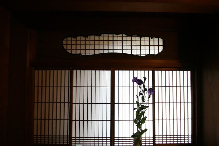 Room 34 of 107