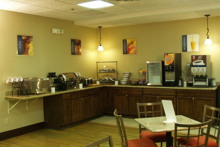 Breakfast area