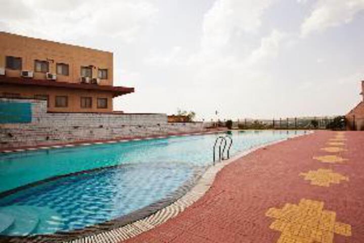 Pool 2 of 11