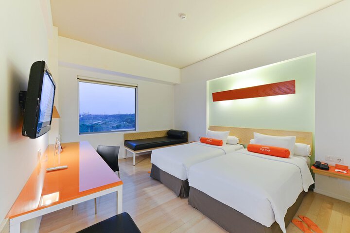 Room 8 of 24