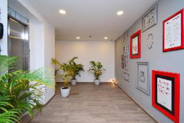OYO Townhouse 263 The Sky Airport