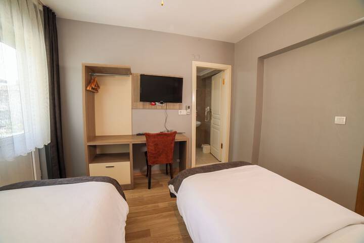 Room 64 of 125