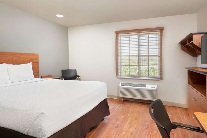 Room 12 of 27
