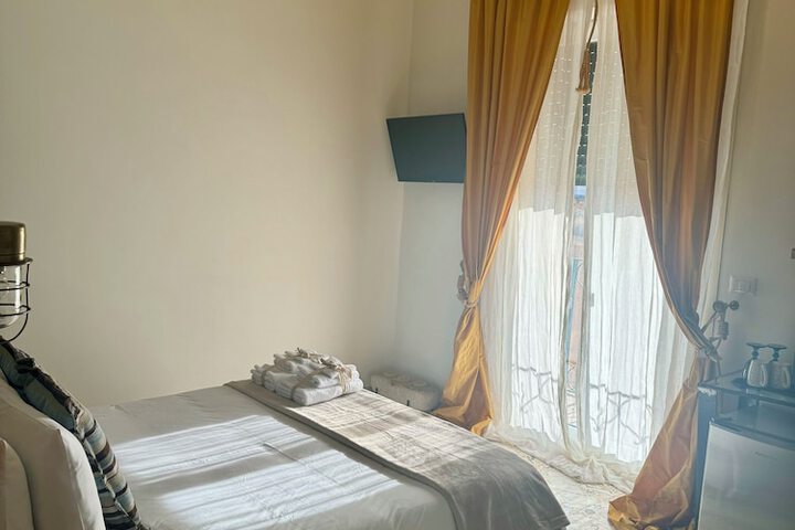Room 108 of 204