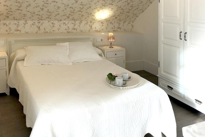 Room 14 of 36
