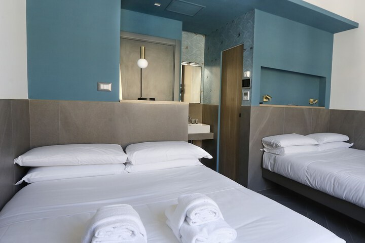 Room 49 of 87
