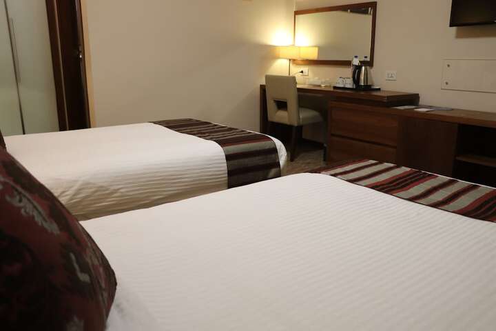 Room 13 of 47