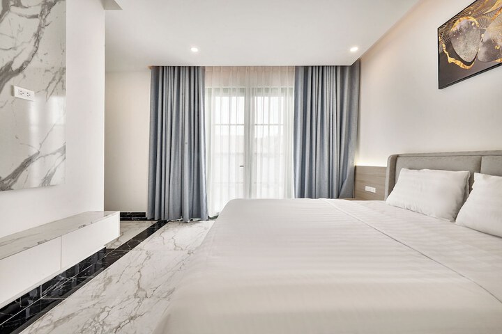Room 32 of 501